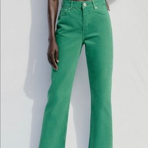 GREEN ZARA STRAIGHT CROPPED JEANS!!!